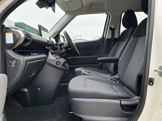 Hyundai Inster 85kW 02 49kWh 5dr Auto