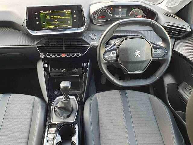 Peugeot 208 1.2 PureTech 100 Allure 5dr Black