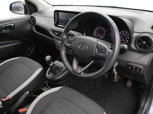 Hyundai i10 1.2 MPi SE Connect 5dr