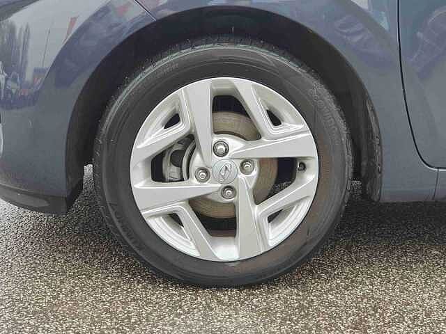 Hyundai i10 1.2 MPi SE Connect 5dr