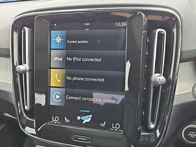Volvo XC40 1.5 T5 Recharge PHEV Inscription Pro 5dr Auto White