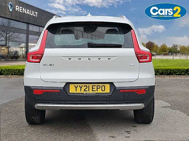 Volvo XC40 1.5 T5 Recharge PHEV Inscription Pro 5dr Auto White